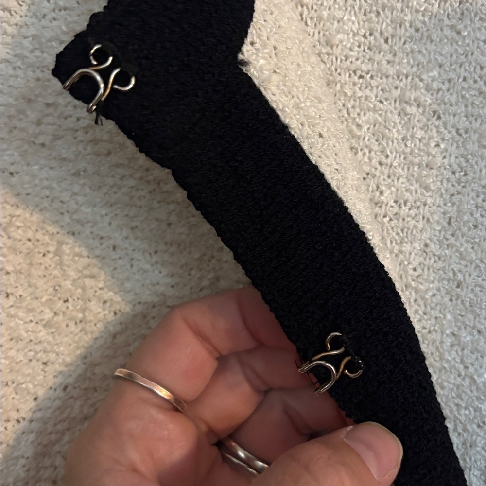 St. John Collection Black and Cream Knit Jacket - Picture 5 of 5
